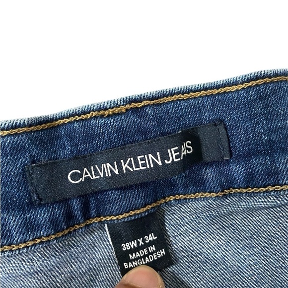 Calvin Klein Jeans Men’s Straight Fit 38W x 34L - Picture 5 of 9